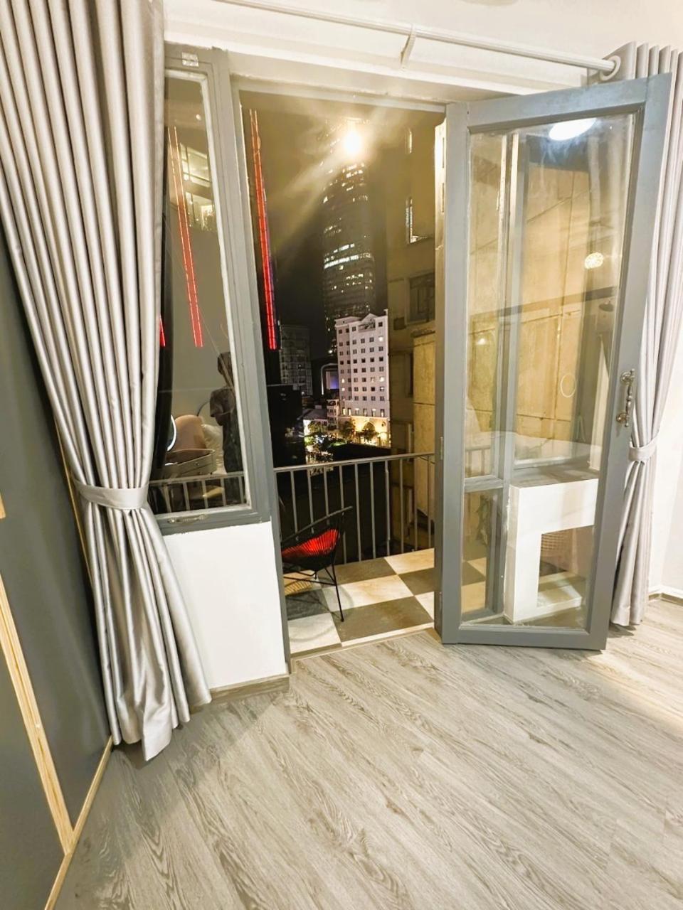 مدينة هوشي منه 6Even Hotel - Have A Staycation In The Cafe Apartments Building المظهر الخارجي الصورة