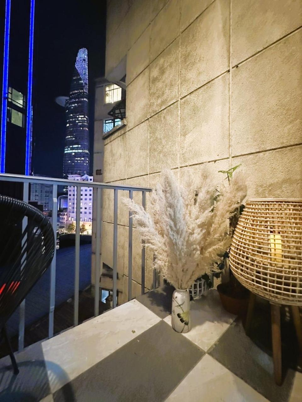 مدينة هوشي منه 6Even Hotel - Have A Staycation In The Cafe Apartments Building المظهر الخارجي الصورة