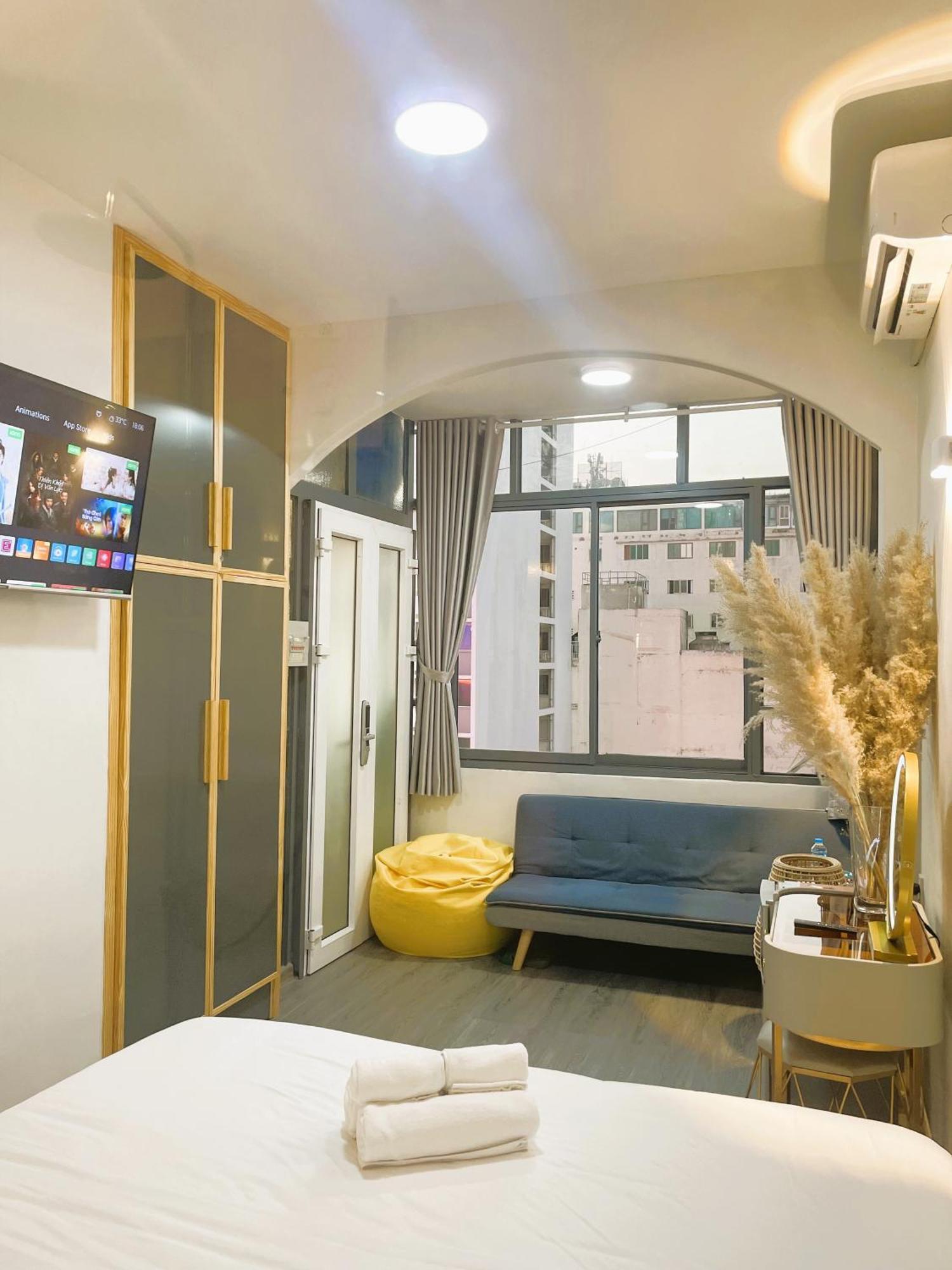 مدينة هوشي منه 6Even Hotel - Have A Staycation In The Cafe Apartments Building المظهر الخارجي الصورة