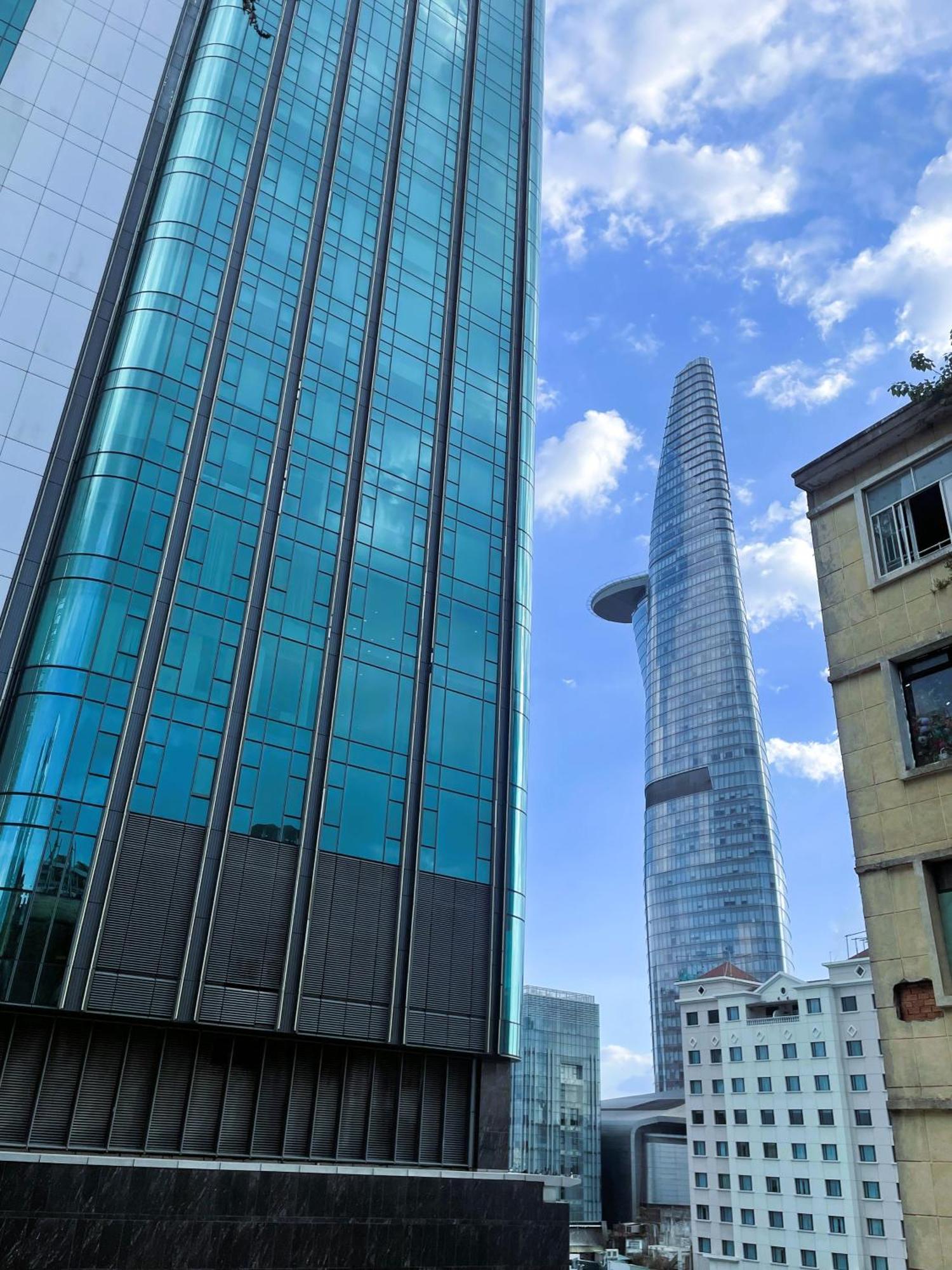 مدينة هوشي منه 6Even Hotel - Have A Staycation In The Cafe Apartments Building المظهر الخارجي الصورة