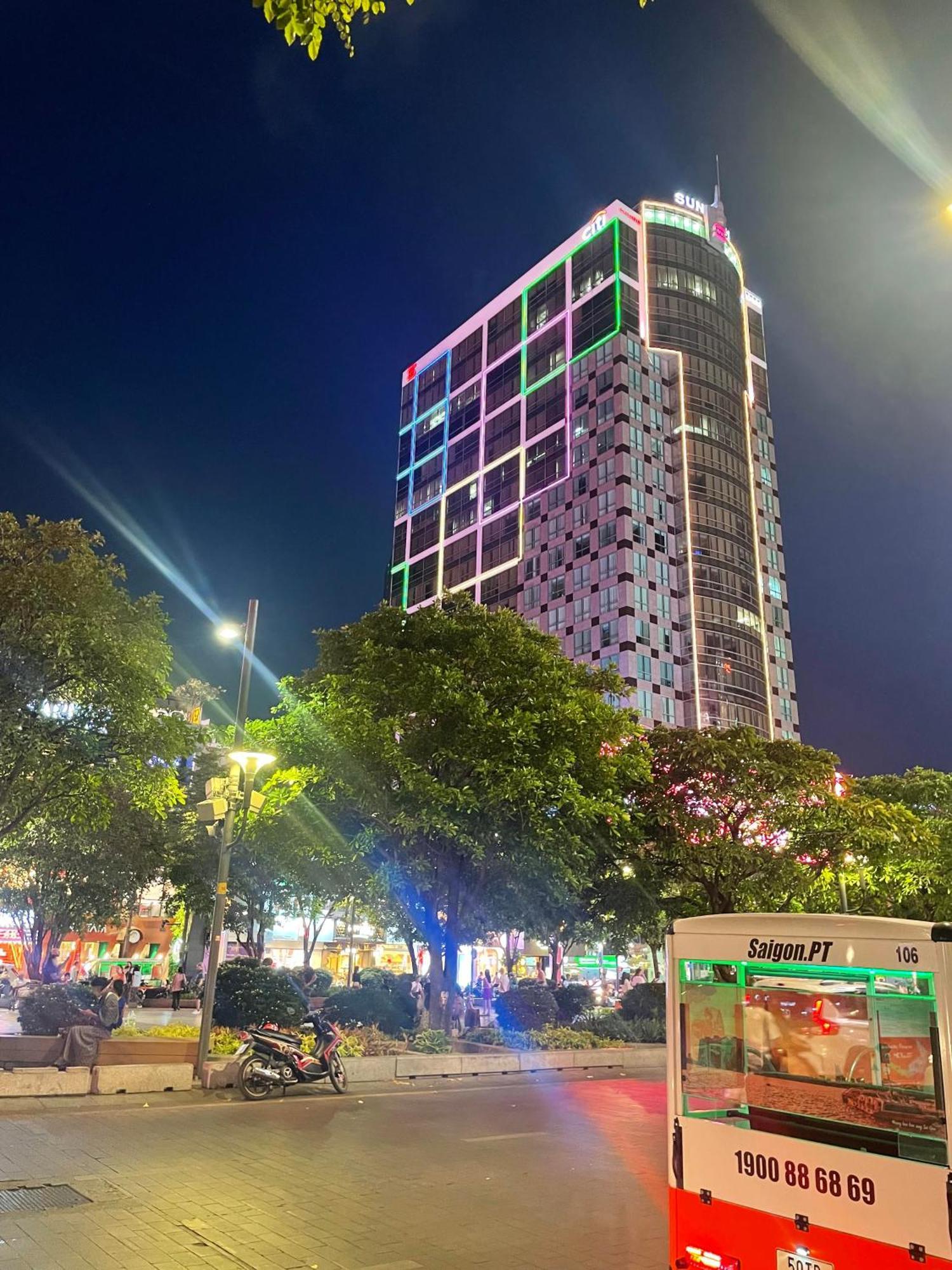 مدينة هوشي منه 6Even Hotel - Have A Staycation In The Cafe Apartments Building المظهر الخارجي الصورة