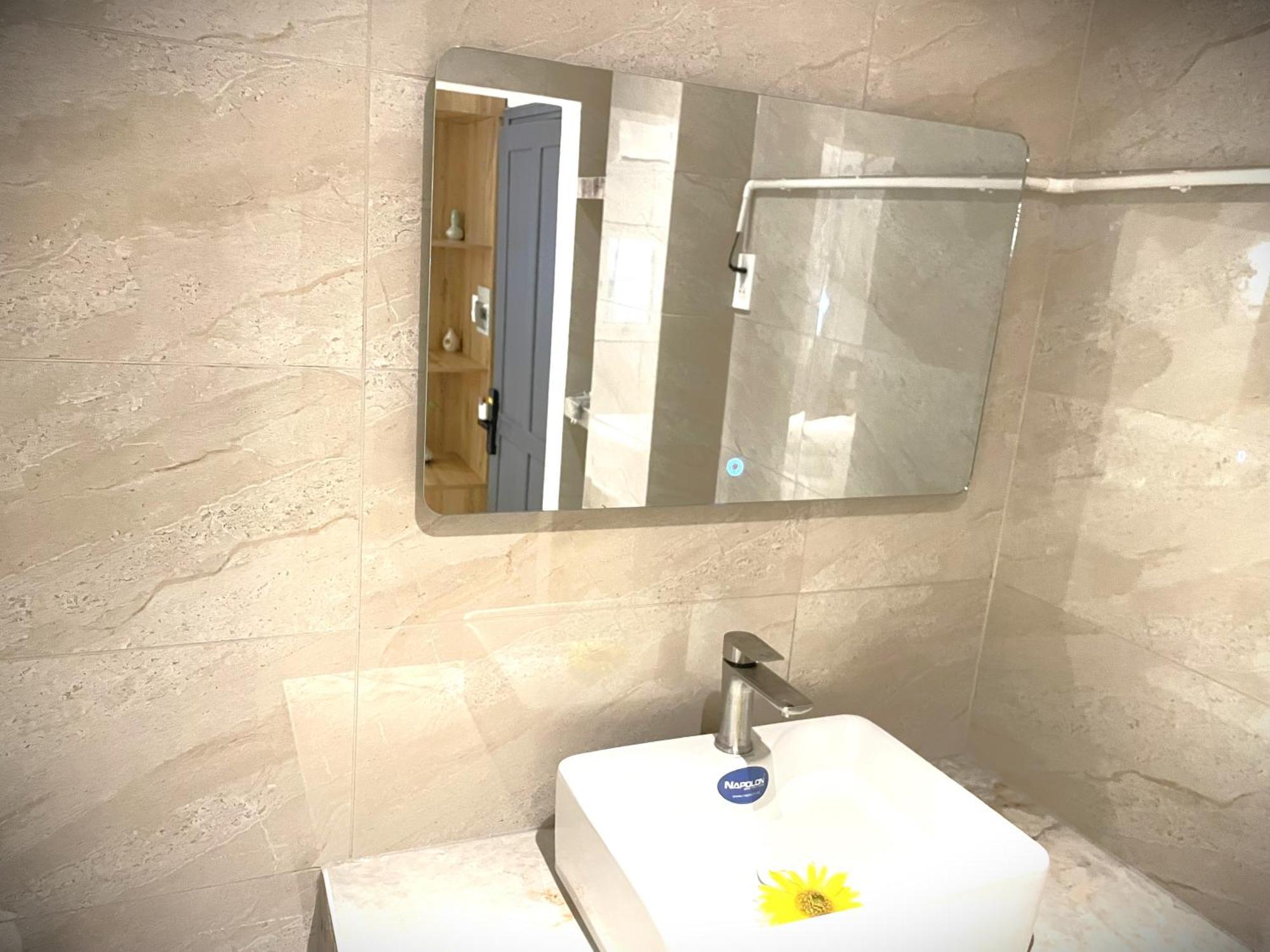 مدينة هوشي منه 6Even Hotel - Have A Staycation In The Cafe Apartments Building المظهر الخارجي الصورة